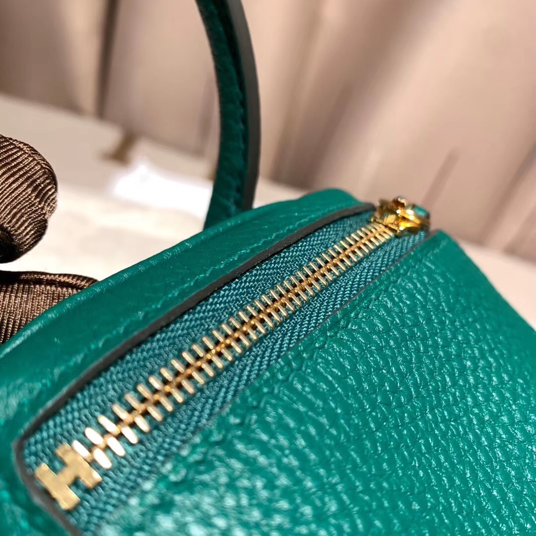 에르메스 미니 린디백19 벨벳그린 금장 끌레망스 가죽